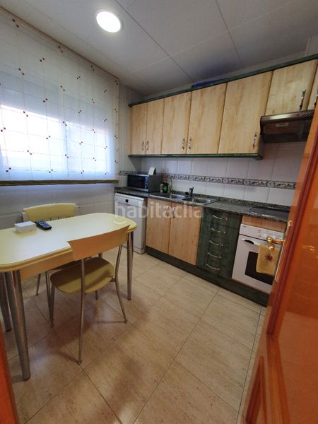 Foto e4178aa0-1a68-41a2-8478-effcbbbeeea5. Casa aparellada amb xemeneia calefacció piscina a Vendrell (El)