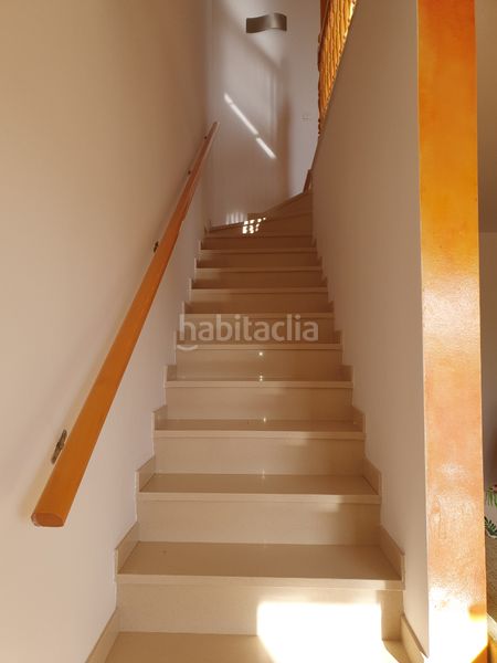 Foto e4bafc83-be53-45cf-a3db-63da2e3100eb. Casa aparellada amb xemeneia calefacció piscina a Vendrell (El)