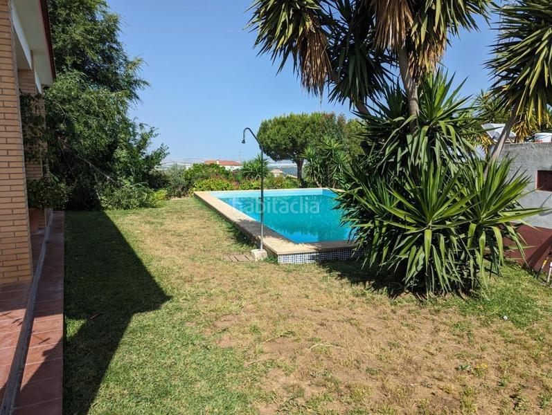 Foto cad6a86d-c28a-4d5f-bb4b-e6601f71a01e. Xalet amb piscina a Sanlúcar la Mayor