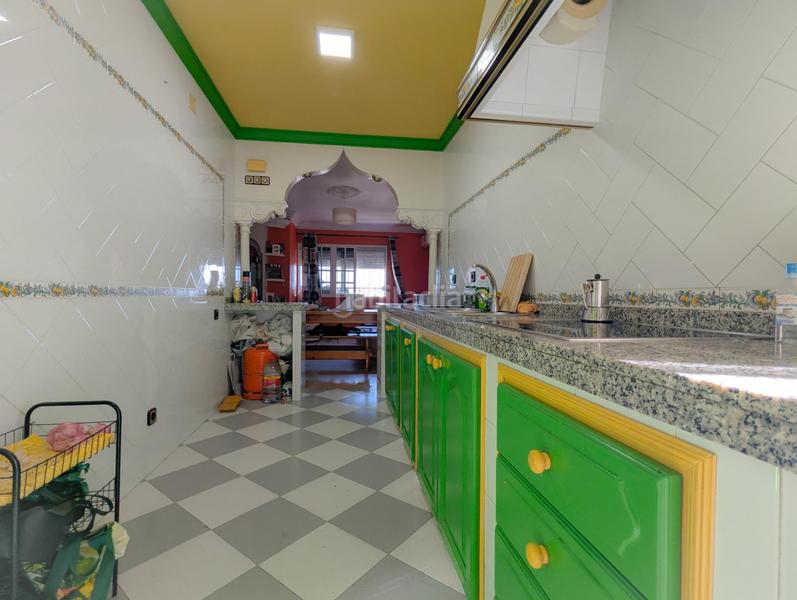 Foto f56b8c67-ec19-4e34-88f4-212ea1a909b1. Piso  en barriada de la paz en Sanlúcar la Mayor