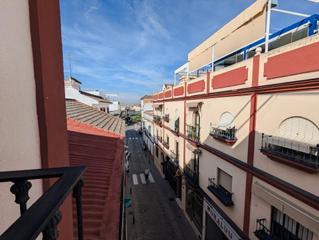 Lloguer Pis a Sanlúcar la Mayor. Piso en pleno centro