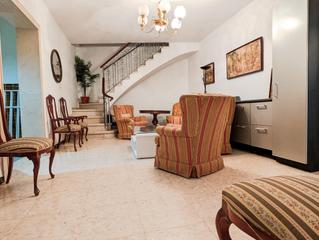 Casa a Sanlúcar la Mayor. Magnífica casa de pueblo muy bien ubicada