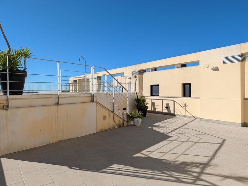 Foto 1734ad39-9294-4a78-9851-1397fc243a48. Flat with pool in Sanlúcar la Mayor