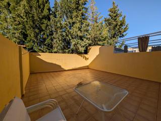 Location Maison jumelée à Sanlúcar la Mayor. Adosada en las majarocas