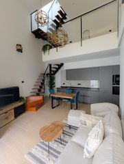 Miete Zweistöckige Wohnung in Sanlúcar la Mayor. Espectacular dúplex de diseño