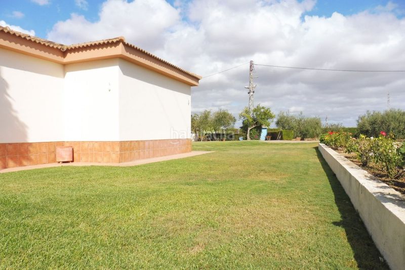 Foto fbe1bf07-06ae-431a-8096-22245dbcd9a2. Xalet amb calefacció aparcament a Sanlúcar la Mayor