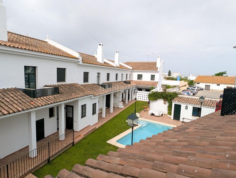 Foto 47624f2f-e0e9-4ed6-b110-7f54df853e29. Casa amb calefacció piscina a Sanlúcar la Mayor