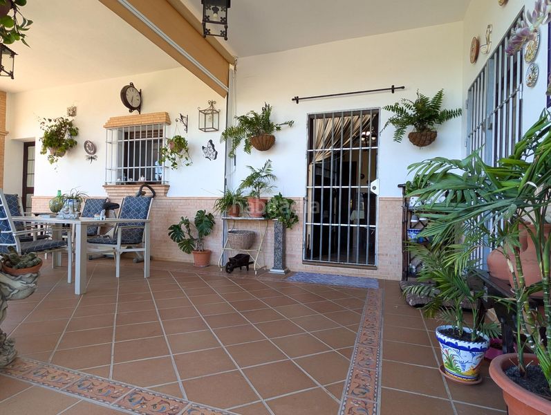 Foto dacbd8fd-9264-458c-9deb-59a0b7cfccd3. Xalet amb calefacció aparcament piscina a Sanlúcar la Mayor