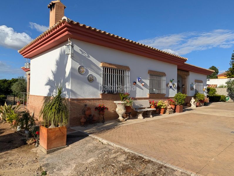 Foto ff78737a-e6b2-4f53-9c81-0e657ac26e2a. Xalet amb calefacció aparcament piscina a Sanlúcar la Mayor