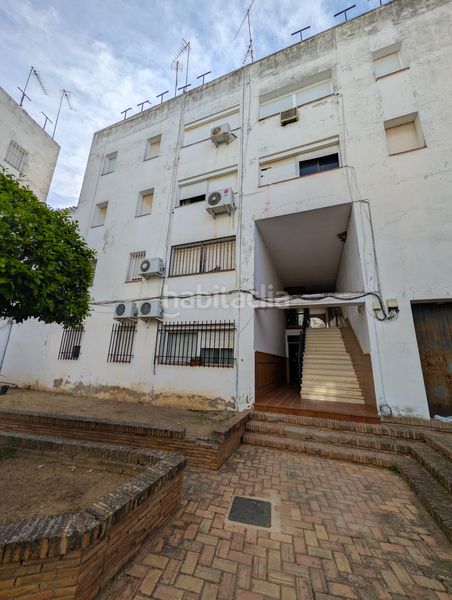 Foto f715f3c0-80e1-4314-be62-6da0844eff8e. Pis a Sanlúcar la Mayor
