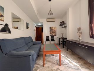 Alquiler Piso en Sanlúcar la Mayor. Piso en el centro