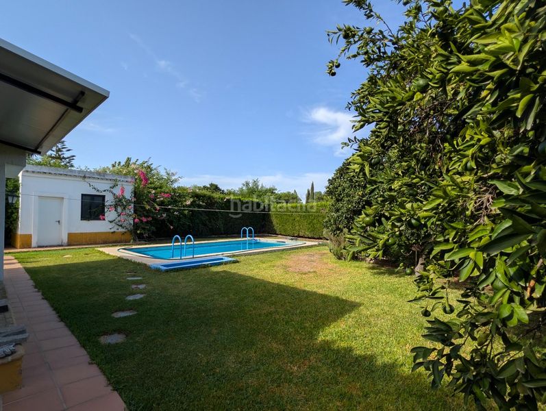Foto a2fd5398-795d-4306-8c8f-1656d2422ed4. Xalet amb calefacció aparcament piscina a Sanlúcar la Mayor