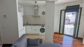 Affitto Appartamento in Sanlúcar la Mayor. Magnífico piso de un dormitorio con garaje y amplio trastero cer