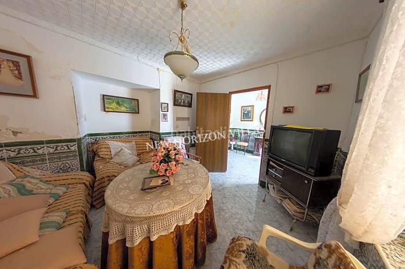 Foto dbaf181c-286a-48e5-b19d-906b3fc9d6c0. Masia a Arboleas