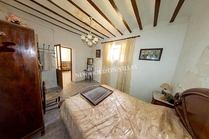 Foto efc46a5d-1aa4-4d54-9e44-d0e46fd69573. Masia a Arboleas