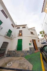 Mas  Plaza constitucion. Casa de pueblo de 188 m² construidos en el centro de lubrín.