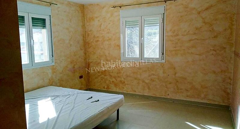 Foto 61424e51-ad2e-4dc0-aa05-a432ef90cfa9. Casa amplio chalet independiente en planta baja en las afueras a tan solo 5 minutos del pueblo.

esta espaciosa casa cons en Cantoria