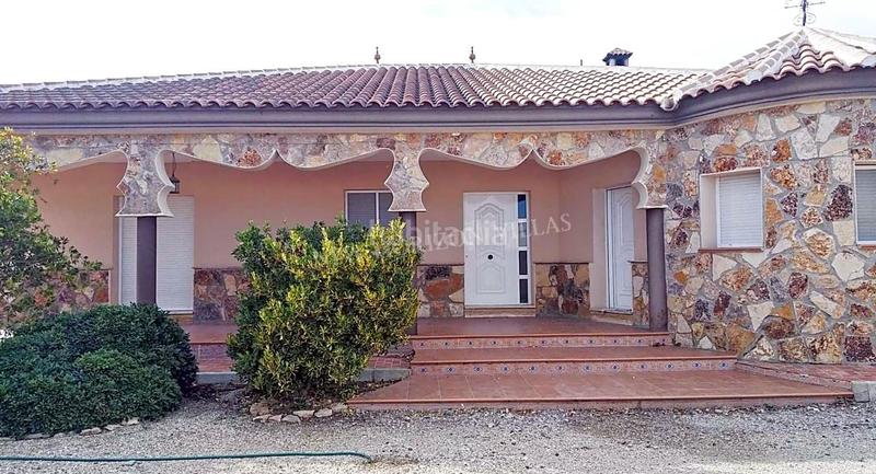 Foto c3759c96-800d-487f-9530-820066feb202. Casa amplio chalet independiente en planta baja en las afueras a tan solo 5 minutos del pueblo.

esta espaciosa casa cons en Cantoria