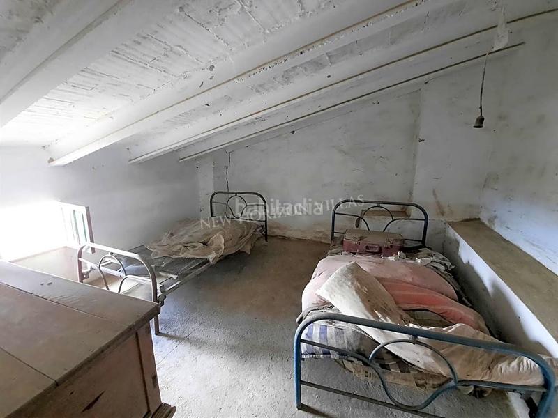 Foto 650a217d-d7b2-439b-afed-ad11c694b1b2. Masía cortijo para reformar en los alrededores . esta propiedad de 62m2 cuenta con 5 habitaciones, amplio comedor, cocina, gar en Taberno