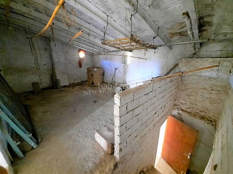 Foto ba58e9d7-ff13-4aac-906f-488d4d747c94. Masía cortijo para reformar en los alrededores . esta propiedad de 62m2 cuenta con 5 habitaciones, amplio comedor, cocina, gar en Taberno