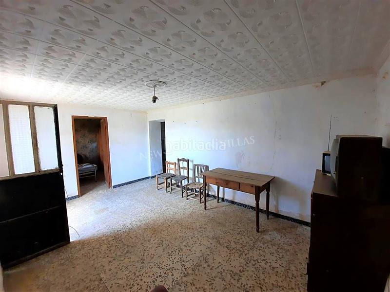 Foto ec72bae1-2ef2-4bf2-bbad-efe390355556. Masía cortijo para reformar en los alrededores . esta propiedad de 62m2 cuenta con 5 habitaciones, amplio comedor, cocina, gar en Taberno