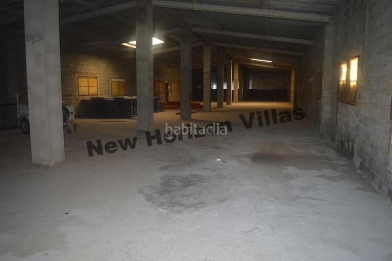 Foto d115d93e-6643-4b9c-a9fc-8a479291288b. Local comercial edificio/nave comercial , está en la alfoquía, haciendo esquina. es muy espaciosa, con más de 800m2 y con muchas posibil en Zurgena