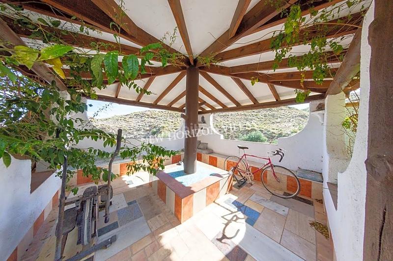 Foto 2c1f0f21-bf2f-479e-a296-52fcb022ec51. Casa villa in area en Zurgena