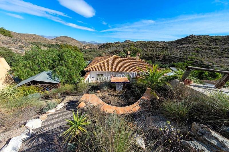 Foto 6eb20b02-9039-49fd-a901-9ee078212b1c. Casa villa in area en Zurgena