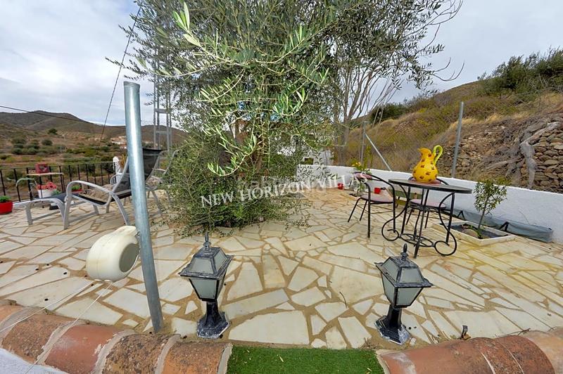 Foto 191aec9d-66ff-4d97-bee8-910d748abff5. Casa con piscina in Cantoria