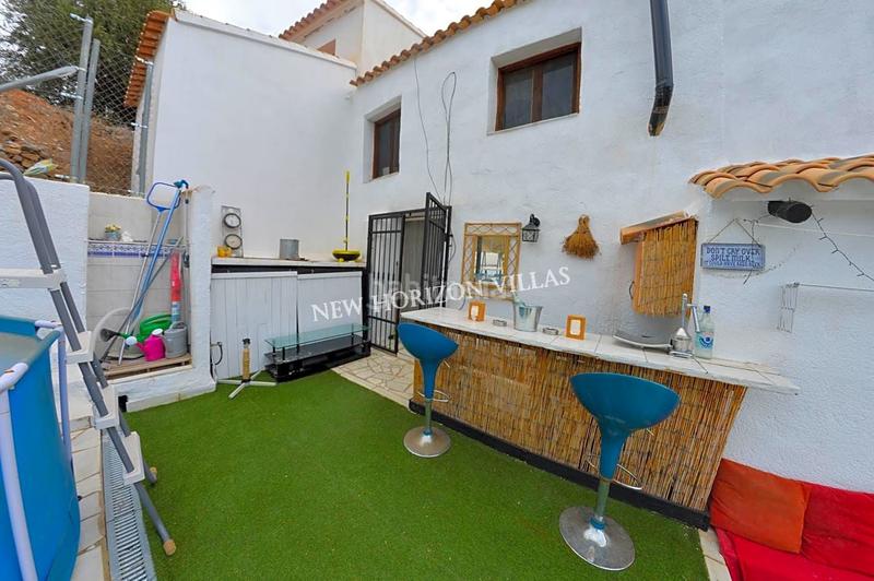 Foto f2e0eb1b-c328-4572-a661-746858deb1ae. Casa con piscina in Cantoria