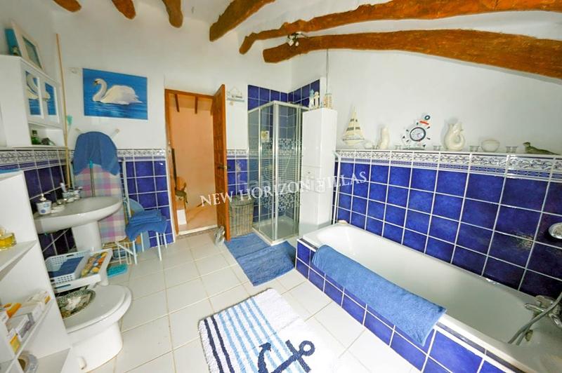 Foto f520e5c3-0f4c-4bf4-b5c2-51758050b365. Casa con piscina in Cantoria