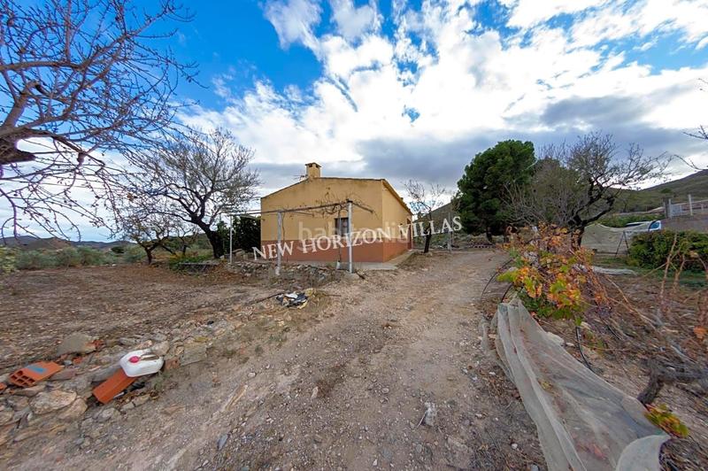 Foto 56e978cc-a2b3-4a2c-a126-1d41be792b46. Maison dans Lubrín