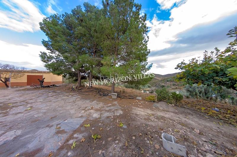 Foto d946f676-5908-4ae4-97df-ba2d80be35fb. Maison dans Lubrín