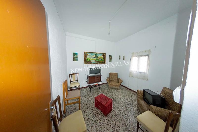 Foto f77b3a0a-d1e9-4f93-bc86-a1294454738d. Maison dans Lubrín