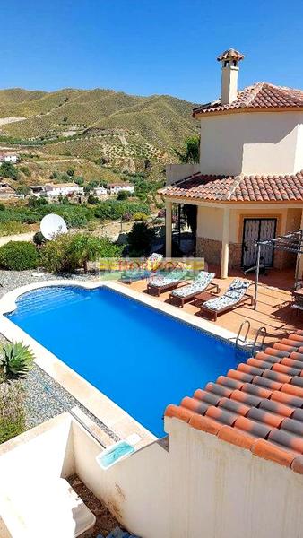 Foto 83e0229c-dff7-4526-a956-b8198fdeb5b2. Casa amb piscina a Arboleas