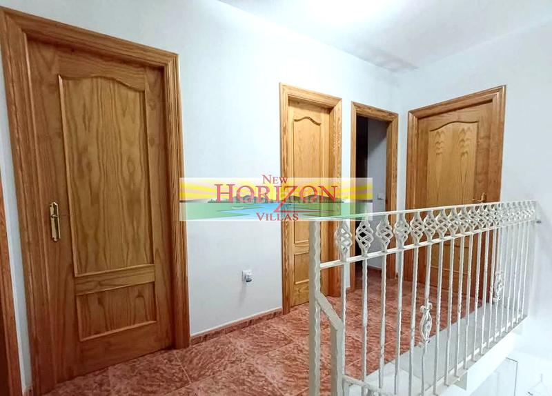 Foto 11f8a494-f8f4-435c-b614-37ffecf62268. Dúplex amb aparcament a Albox