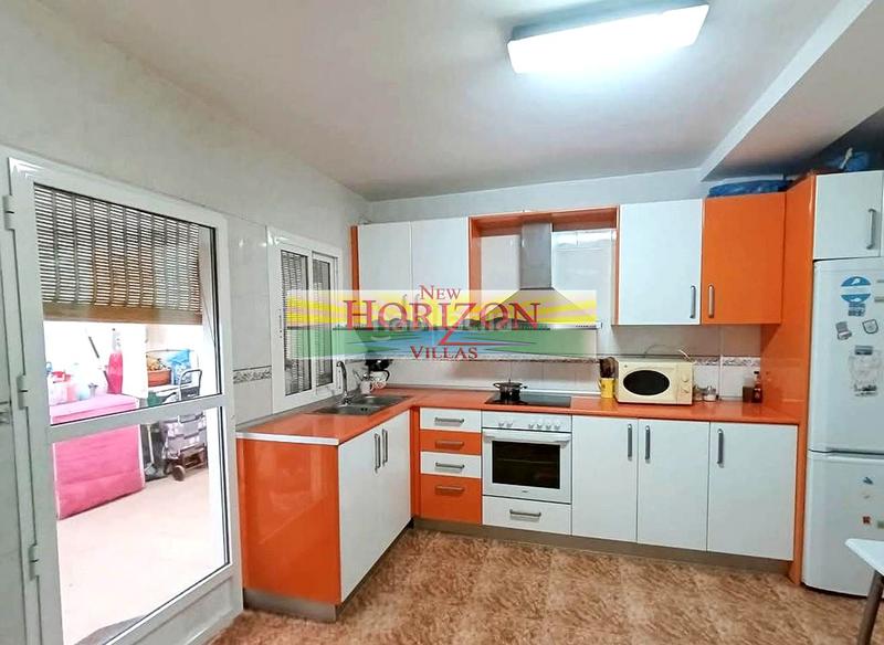 Foto c5686568-475f-44c7-b594-61ad981ef967. Dúplex amb aparcament a Albox