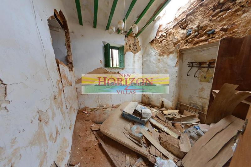 Foto 020b7177-b979-4a61-b0d6-0e2aaf269c06. Casa house to renovate in huercalovera en Albox