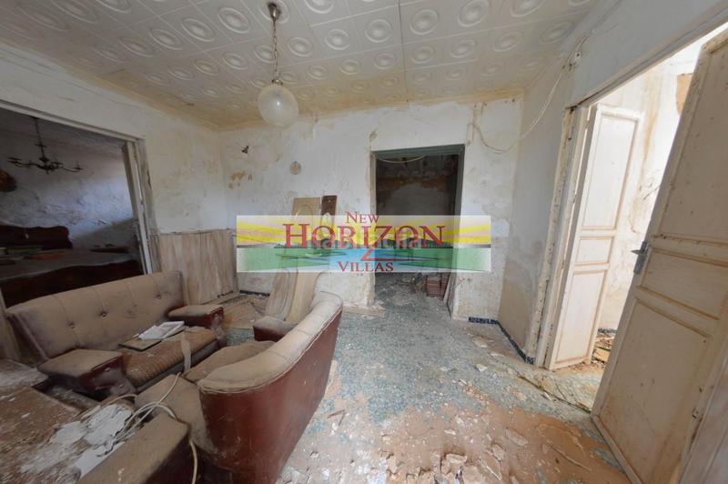 Foto abeee925-dd9c-4625-8a35-d7088c576bb9. Casa house to renovate in huercalovera en Albox