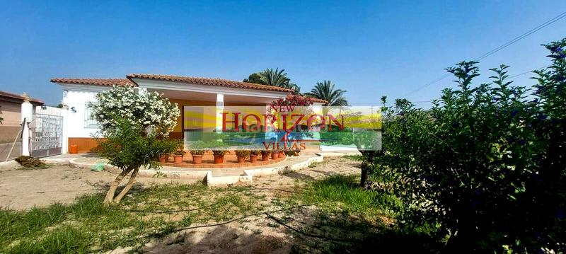 Foto eca6a3aa-3ecb-4904-a295-ac0c1b565c53. Casa in Cuevas del Almanzora pueblo Cuevas del Almanzora