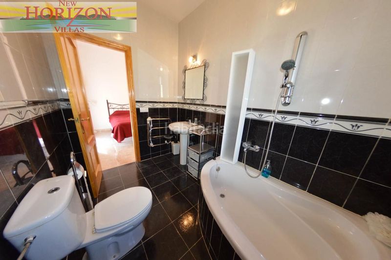 Foto 376ef269-b37d-4c62-8ce7-3f8d4ed62fc0. Casa amb aparcament a Zurgena