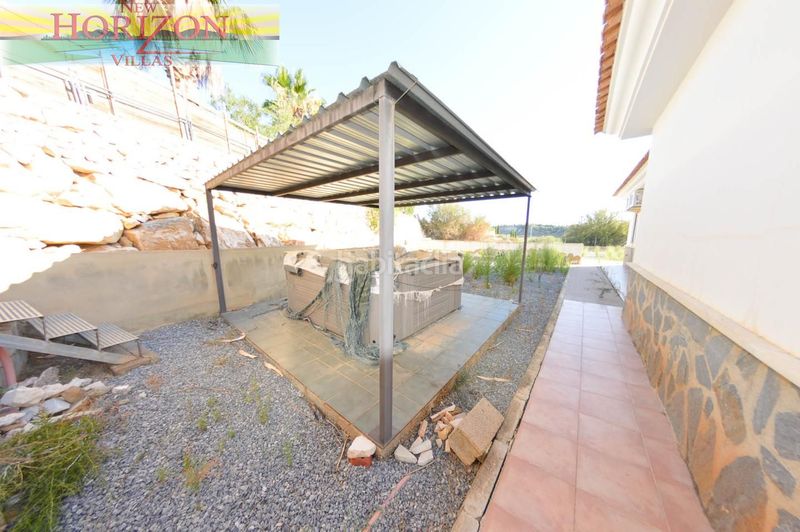 Foto 4fe1cdbd-5f17-40aa-9627-04fd56a784a1. Casa amb aparcament a Zurgena