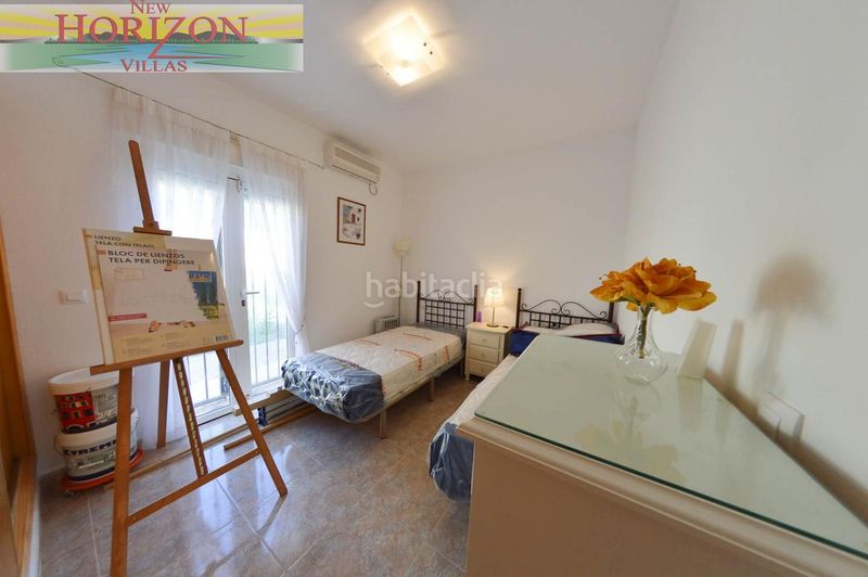 Foto 996b2163-d6b9-4b79-acd8-ad7f5100429d. Casa amb aparcament a Zurgena
