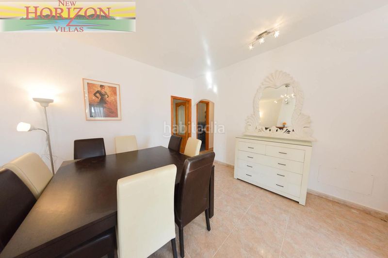 Foto c3de7261-9058-4b0d-bf11-d832a661862e. Casa amb aparcament a Zurgena