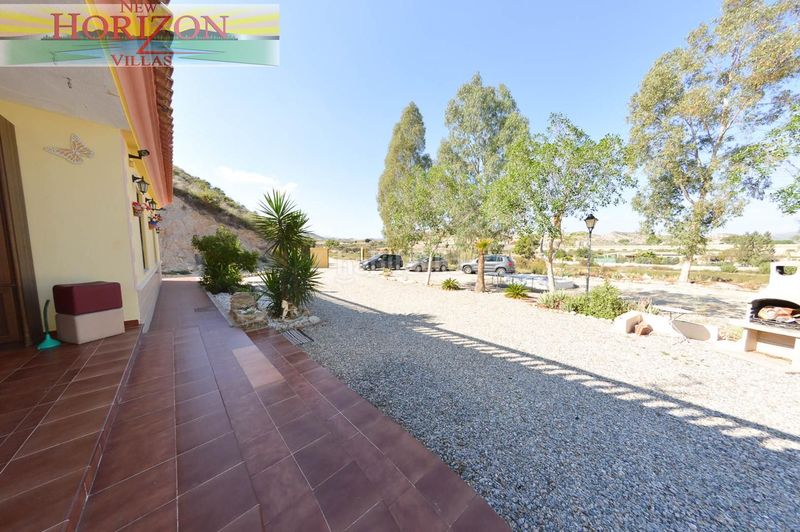 Foto a720b89c-2c8f-416c-af6b-2222fe75fb22. Casa a Zurgena