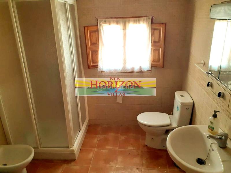 Foto d897fec8-5195-4360-8c7d-b64002dace80. Mas dans Oria