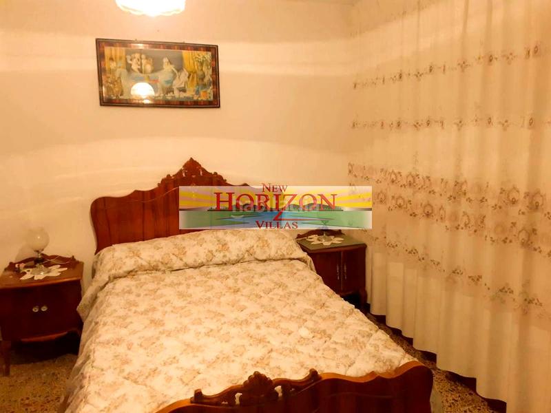 Foto fdcfd6e1-fee2-4ace-a53d-b9c6cb110617. Mas dans Oria