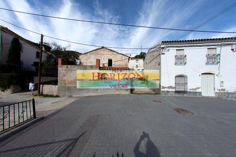 Foto c545c832-25b3-494f-81cd-a3a17362ff12. Casa in Lubrín