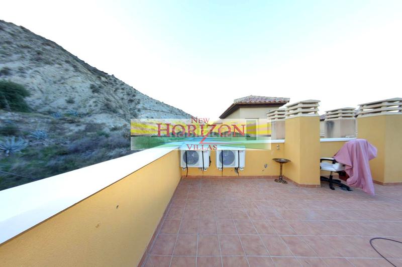 Foto ea3d5d2f-2f31-4f59-b4a3-19819fc0305c. Pis a Zurgena