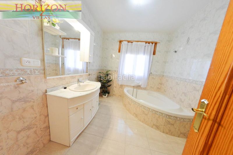 Foto 2b929612-4e77-4a68-a816-5b1403109369. Casa  de campo con 2 plantas en Albox